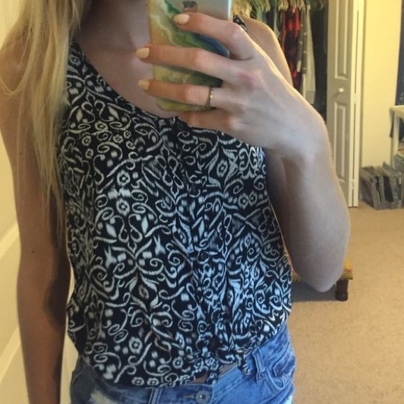 Kirra tie front tank - Picture 2 of 6